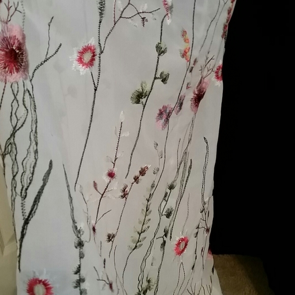 Embroidered Duster Cardigan - Picture 4 of 9